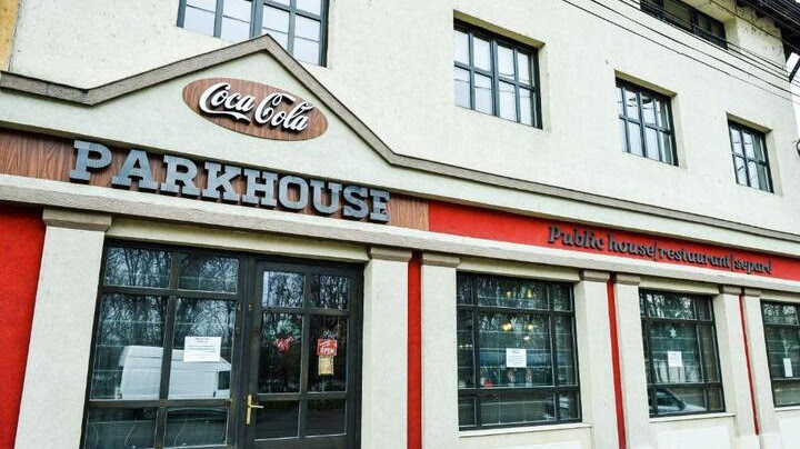 Park House ***