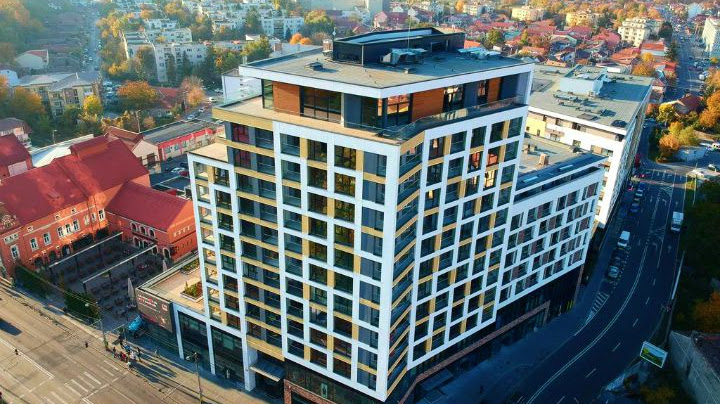 Platinia Hotel *****